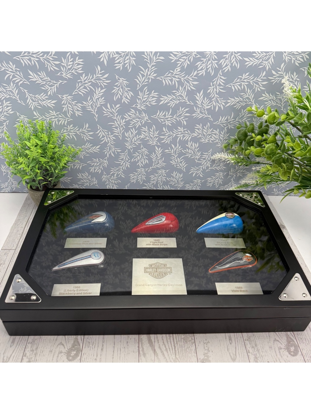Harley-Davidson Miniature Tank Collection Display Case Multi-Color - Picture 1 of 15